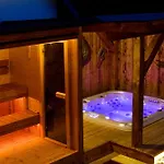 Holiday home Wellness & Golf Chaloupka Ovcarna Nova Bystrice