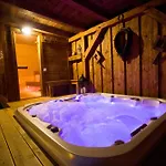 Wellness & Golf Chaloupka Ovcarna Holiday home *