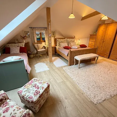 Semesterbostad Chaloupka Ovcarna Jindřichŭv Hradec