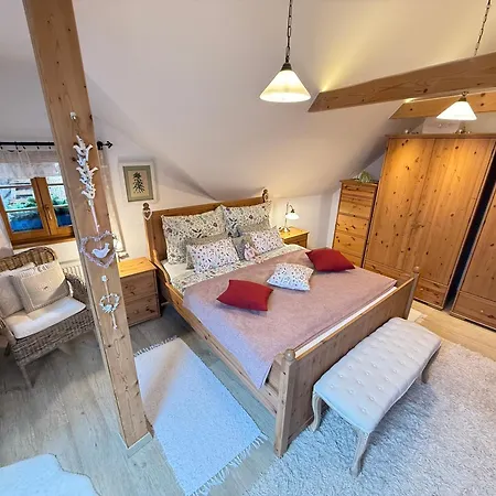 Semesterbostad Chaloupka Ovcarna