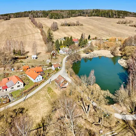 Wellness&golf Chaloupka Ovčárna Сasa de vacaciones Nová Bystřice