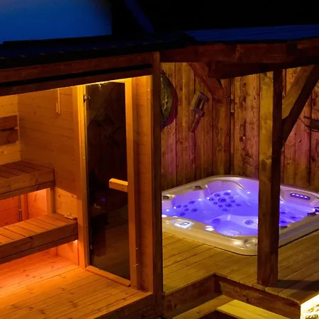 בית נופש Wellness & Golf Chaloupka Ovcarna Nová Bystřice